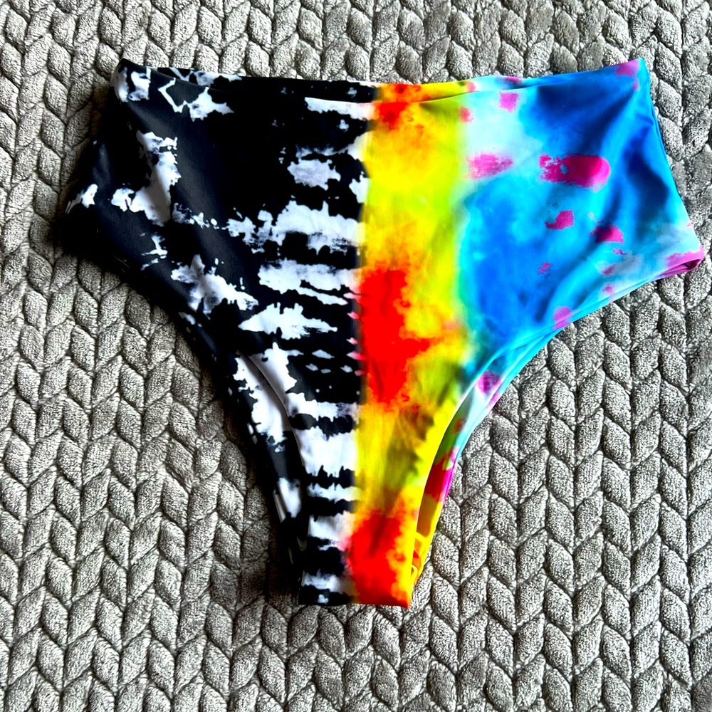 Tie Dye Rainbow Black and White Swimsuit Bikini Bottoms Size Small
